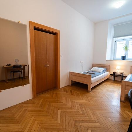 Anna House Hotell Maribor Eksteriør bilde