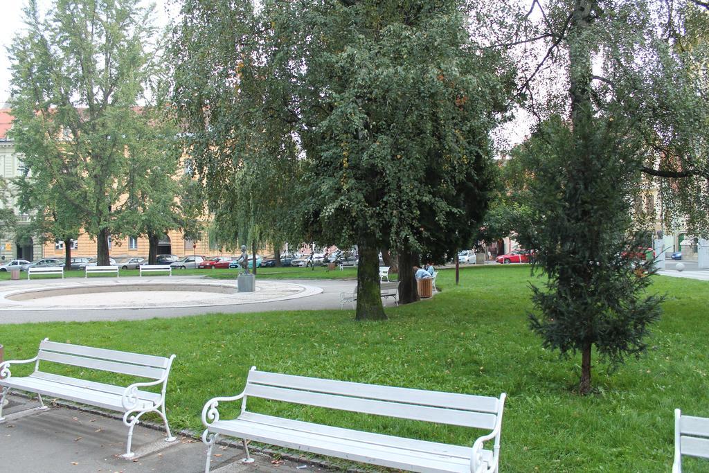 Anna House Hotell Maribor Eksteriør bilde